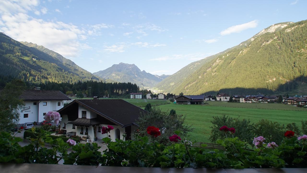 Haus Groeblacher Mayrhofen Bagian luar foto